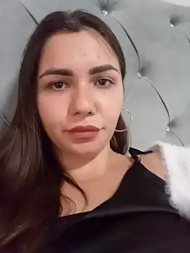 Snapshot of HannahMeid chatting on 09/15/25, 09:54 HannahMeid online show from 09/15/25, 09:54