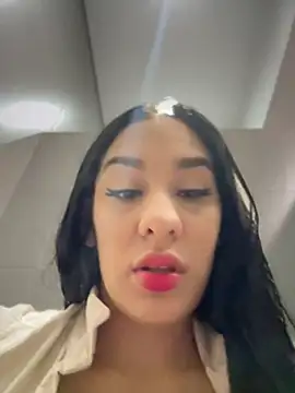 Snapshot of __IRIS__ chatting on 07/02/26, 03:40 IRIS online show from 07/02/26, 03:40