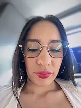 Snapshot of __IRIS__ chatting on 09/09/25, 01:53 IRIS online show from 09/09/25, 01:53