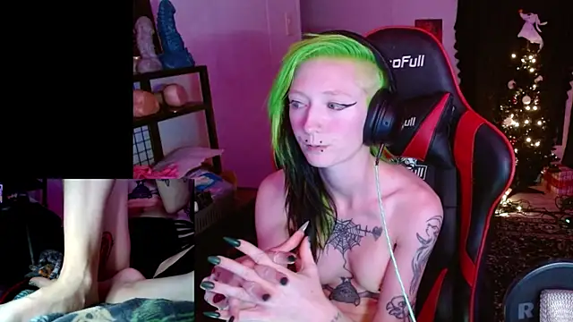 alicewonder09 online show from 12/16/25, 05:22