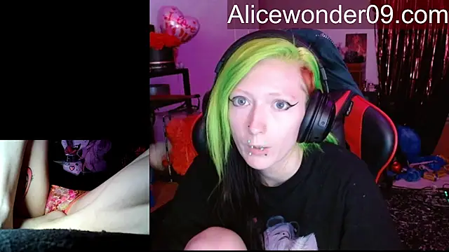 alicewonder09 online show from 02/19/26, 06:10