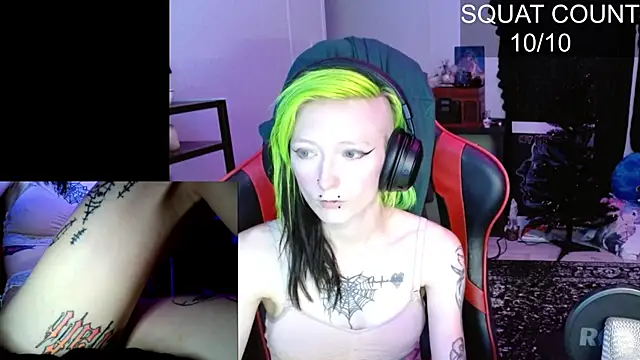 alicewonder09 online show from 11/18/25, 04:49