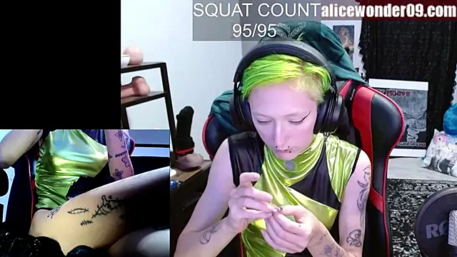 alicewonder09 online show from 10/27/25, 04:46