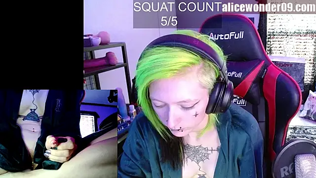 alicewonder09 online show from 10/30/25, 04:04