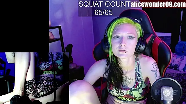 alicewonder09 online show from 10/25/25, 04:55