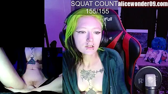 alicewonder09 online show from 10/21/25, 05:51