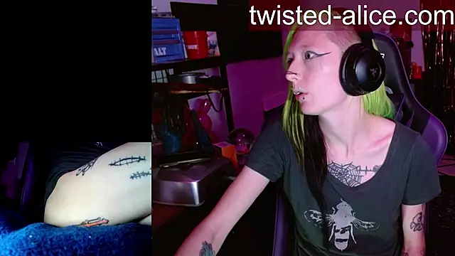 alicewonder09 online show from 05/15/26, 03:37