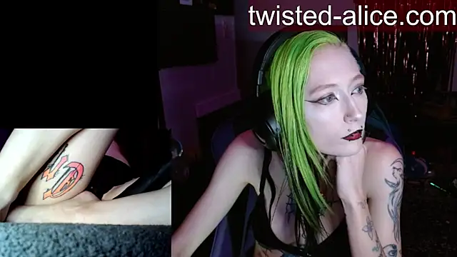 Snapshot of alicewonder09 chatting on 07/01/26, 03:29 alicewonder09 online show from 07/01/26, 03:29