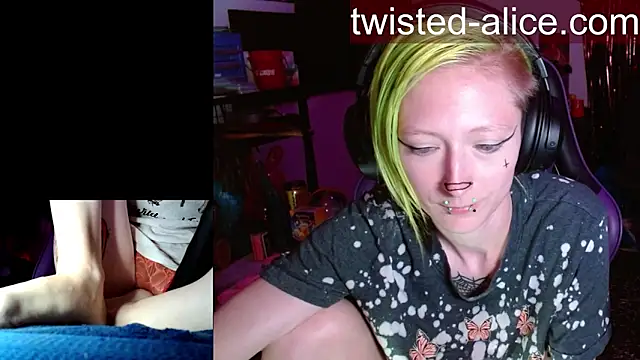 alicewonder09 online show from 05/31/26, 03:12