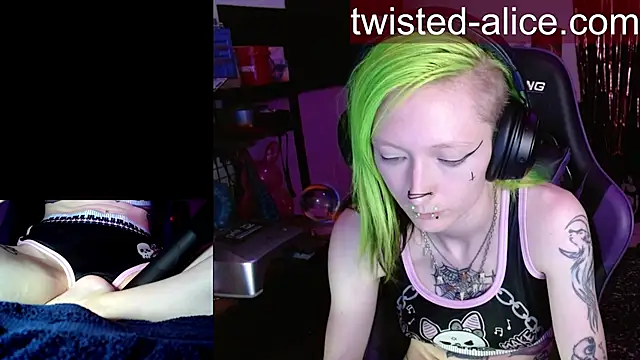alicewonder09 online show from 05/07/26, 03:33