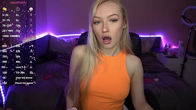 AmandaFiree online show from 03/07/25, 07:19