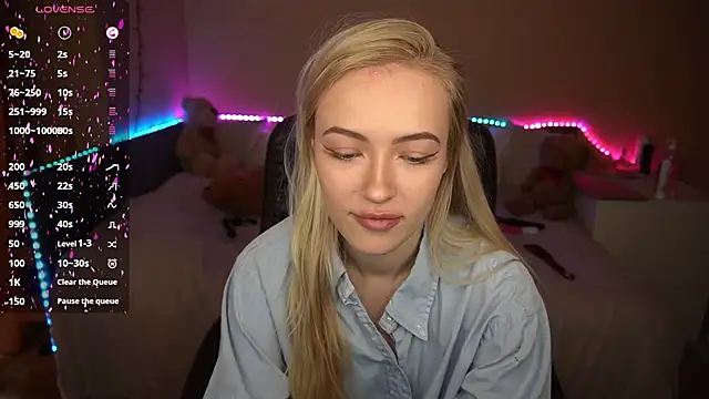 AmandaFiree online show from 11/26/25, 07:08