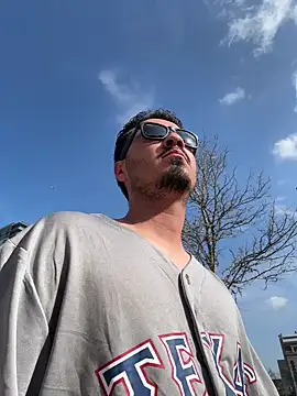 Snapshot of Bbyboyivan chatting on 03/01/26, 09:26 Bbyboyivan online show from 03/01/26, 09:26