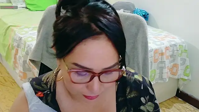 hottplay online show from 03/15/26, 06:26