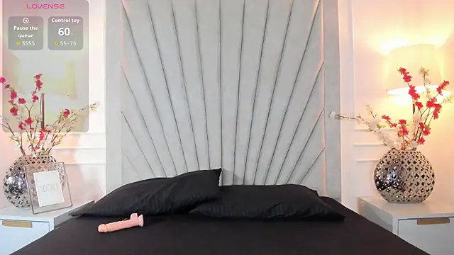 Evaa Martinez online show from 07/19/26, 12:24