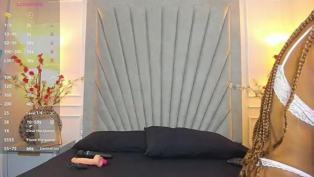 Evaa Martinez online show from 07/08/26, 12:28