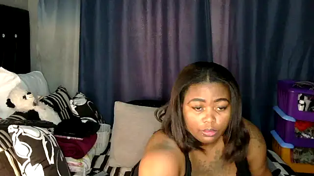 Snapshot of caramelbooty69 chatting on 02/23/26, 01:01 caramelbooty69 online show from 02/23/26, 01:01