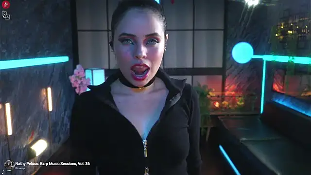 Snapshot of alessa_goreng chatting on 01/05/25, 11:48 alessa goreng online show from 01/05/25, 11:48