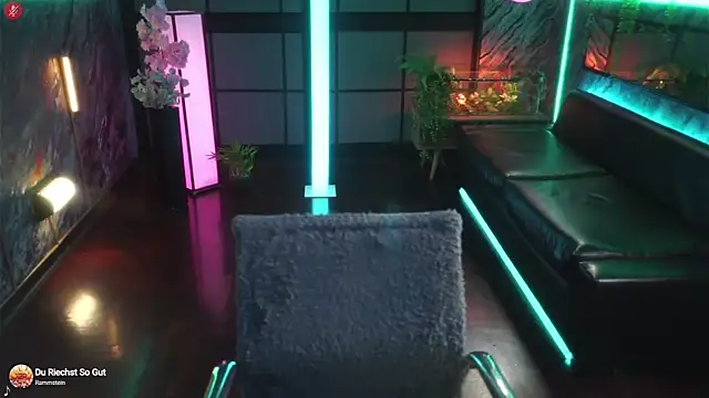 alessa goreng online show from 10/28/25, 01:06