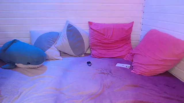 Snapshot of _place_of_passion_ chatting on 12/17/24, 05:47  place of passion  online show from 12/17/24, 05:47