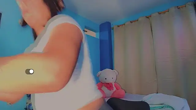 catalinabrawn1 online show from 04/07/26, 10:00