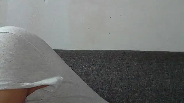 Snapshot of Sexy-queen99xx chatting on 12/04/25, 06:12 Sexy-queen99xx online show from 12/04/25, 06:12