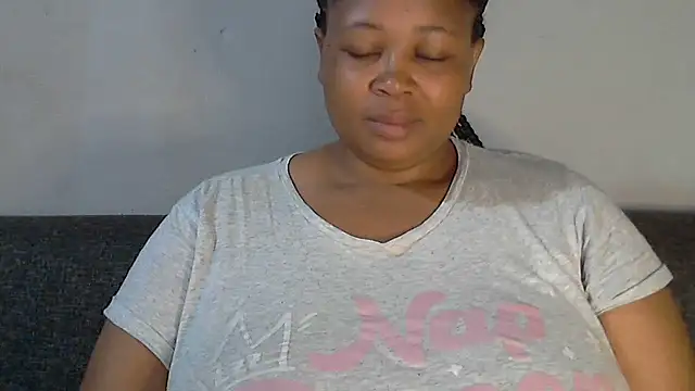 Snapshot of Sexy-queen99xx chatting on 10/29/25, 07:07 Sexy-queen99xx online show from 10/29/25, 07:07