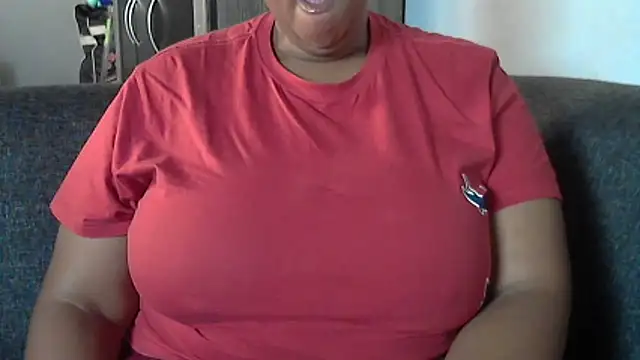 Snapshot of Sexy-queen99xx chatting on 05/09/26, 01:03 Sexy-queen99xx online show from 05/09/26, 01:03