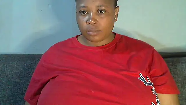 Snapshot of Sexy-queen99xx chatting on 11/07/25, 02:43 Sexy-queen99xx online show from 11/07/25, 02:43