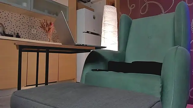 Yourfreebird online show from 02/09/25, 12:41