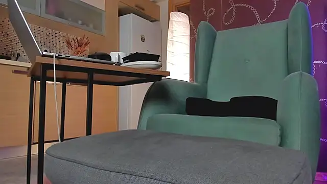 Yourfreebird online show from 03/02/25, 01:09