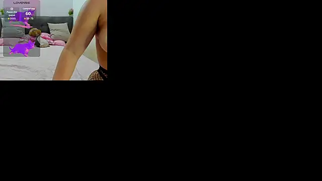 AnnieBellee online show from 05/07/26, 08:34