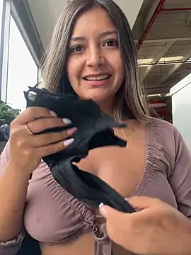 alana 69 online show from 03/14/25, 06:29