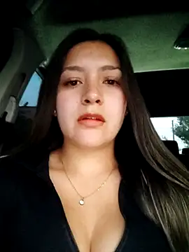 alana 69 online show from 10/28/25, 10:52