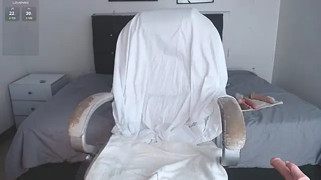 selena yourmilf online show from 02/15/26, 02:38