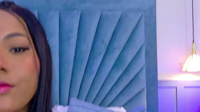 Sara Boom online show from 01/28/25, 01:39