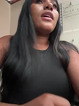 Sara Boom online show from 09/18/25, 04:21