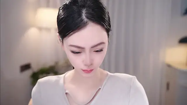 Ocean--Lili online show from 11/15/25, 02:10