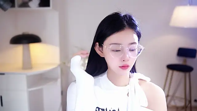 Ocean--Lili online show from 01/11/26, 02:13