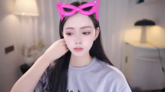 Ocean--Lili online show from 10/29/25, 06:34