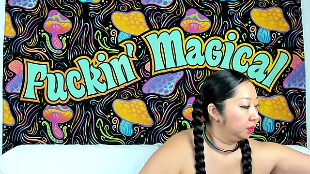 Lexie-Mack online show from 11/12/25, 05:17