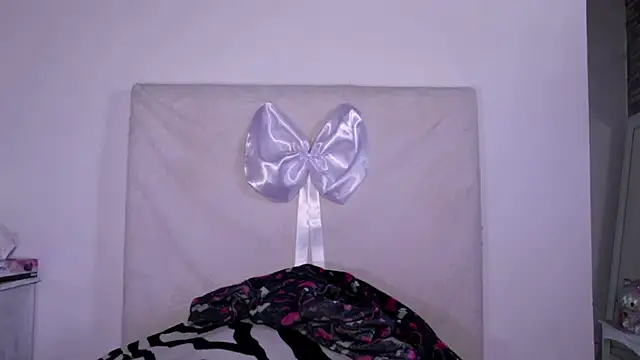 Angelas dream online show from 12/17/25, 06:35