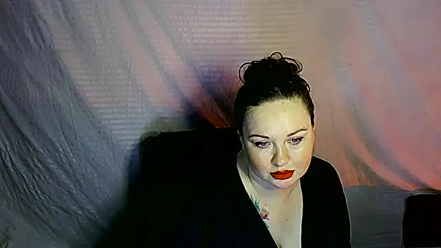 Victoria Marks online show from 04/16/26, 12:33