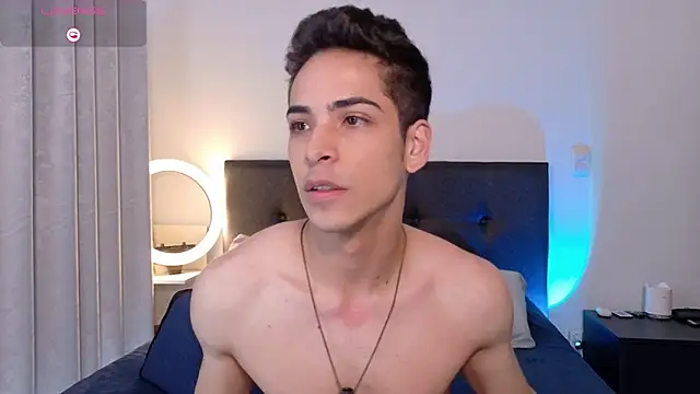 Snapshot of aodaboyyy chatting on 09/23/25, 12:56 aodaboyyy online show from 09/23/25, 12:56