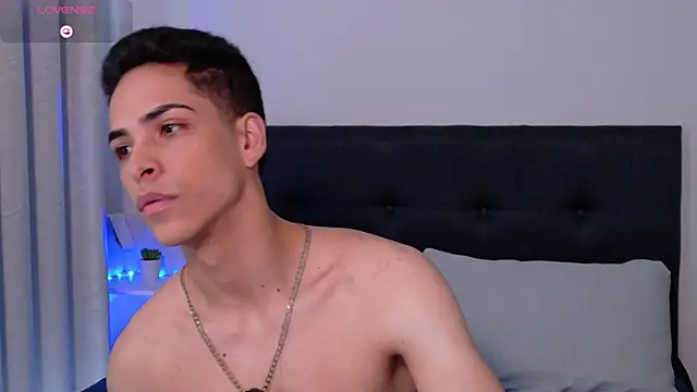 Snapshot of aodaboyyy chatting on 11/11/25, 01:06 aodaboyyy online show from 11/11/25, 01:06