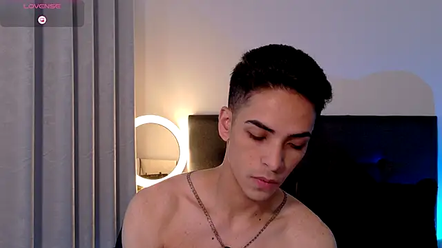 Snapshot of aodaboyyy chatting on 10/15/25, 01:08 aodaboyyy online show from 10/15/25, 01:08