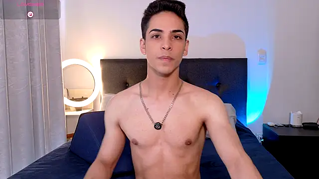 Snapshot of aodaboyyy chatting on 09/17/25, 01:02 aodaboyyy online show from 09/17/25, 01:02