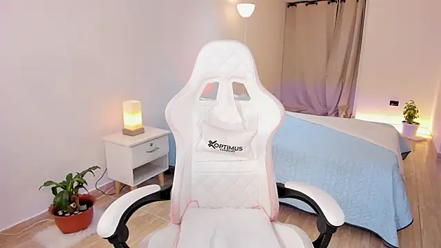 carleee winter online show from 11/20/25, 11:47