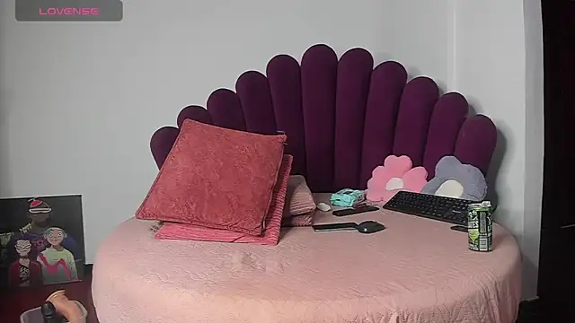 Snapshot of karla_ricochett chatting on 07/15/26, 11:34 karla ricochett online show from 07/15/26, 11:34