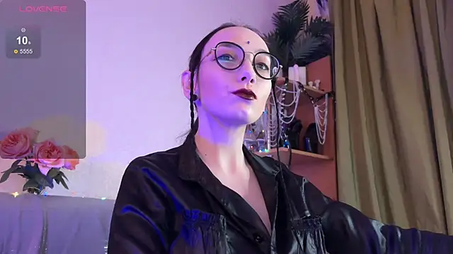 Jinhee Noir online show from 12/02/25, 12:18